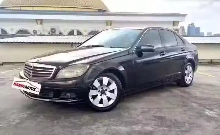 Mercedes Benz C200K Tahun 2009 Automatic Hitam Metalik