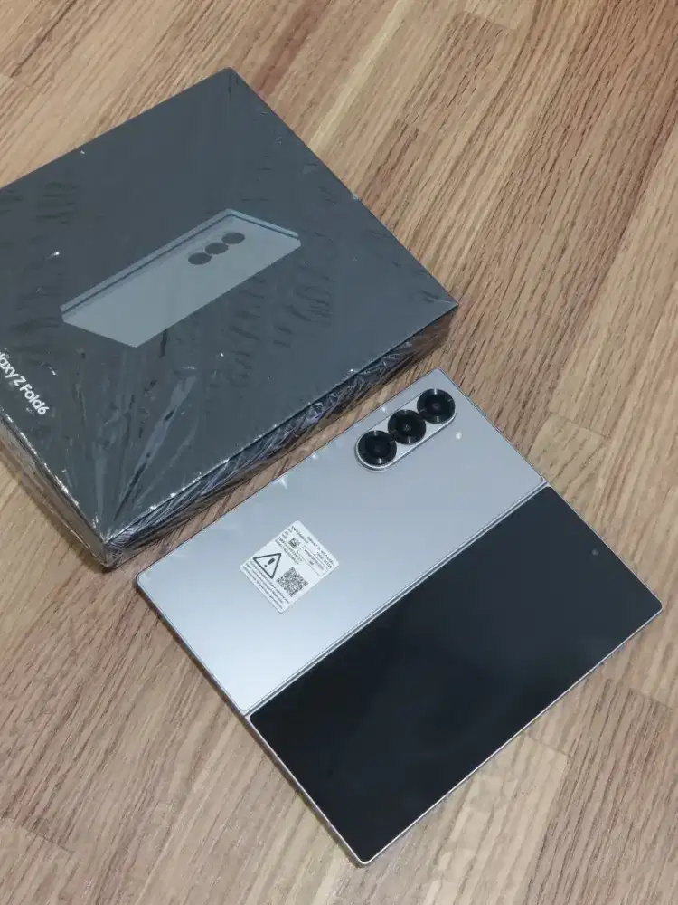 Samsung Z gold 6 512GB sein garansi mei 2026