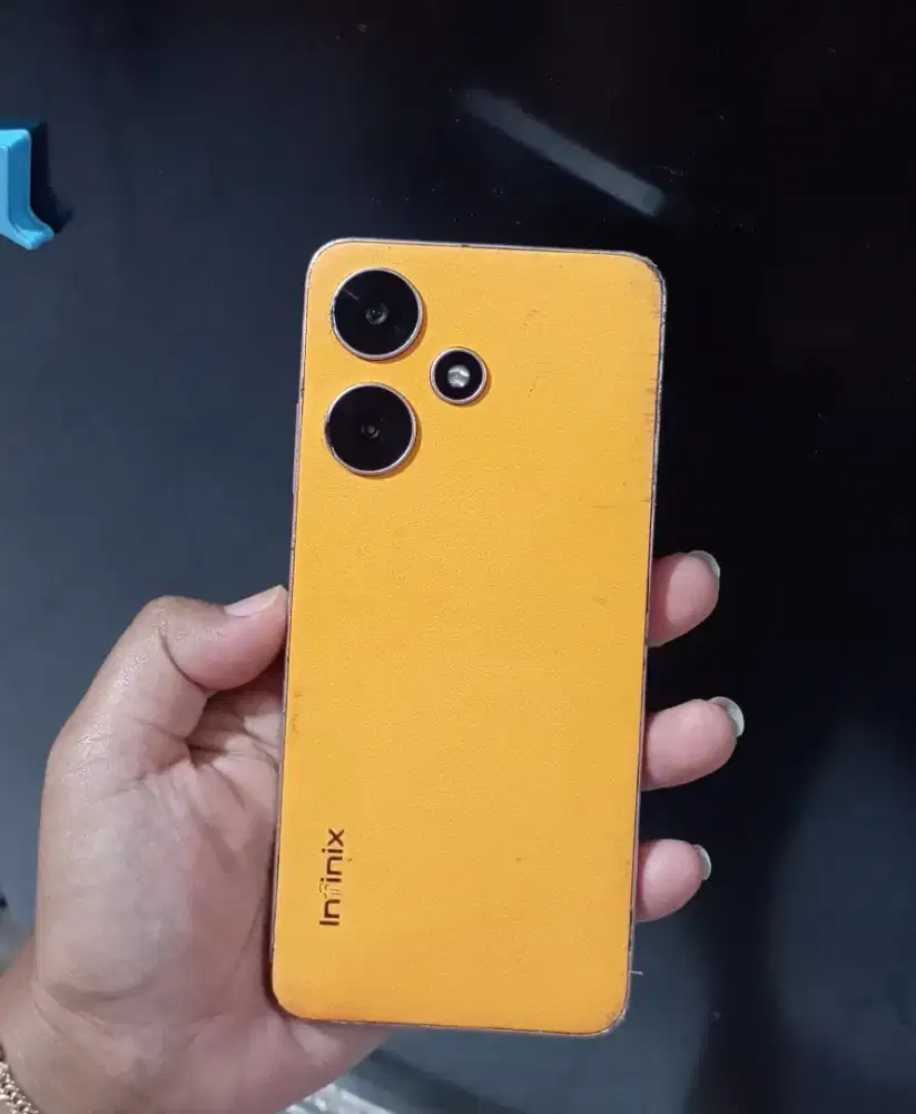 Infinix hot 30i ram 8+8/128..