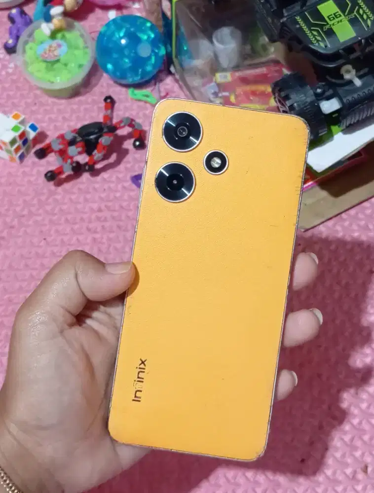Infinix hot 30i ram 8+8/128!.