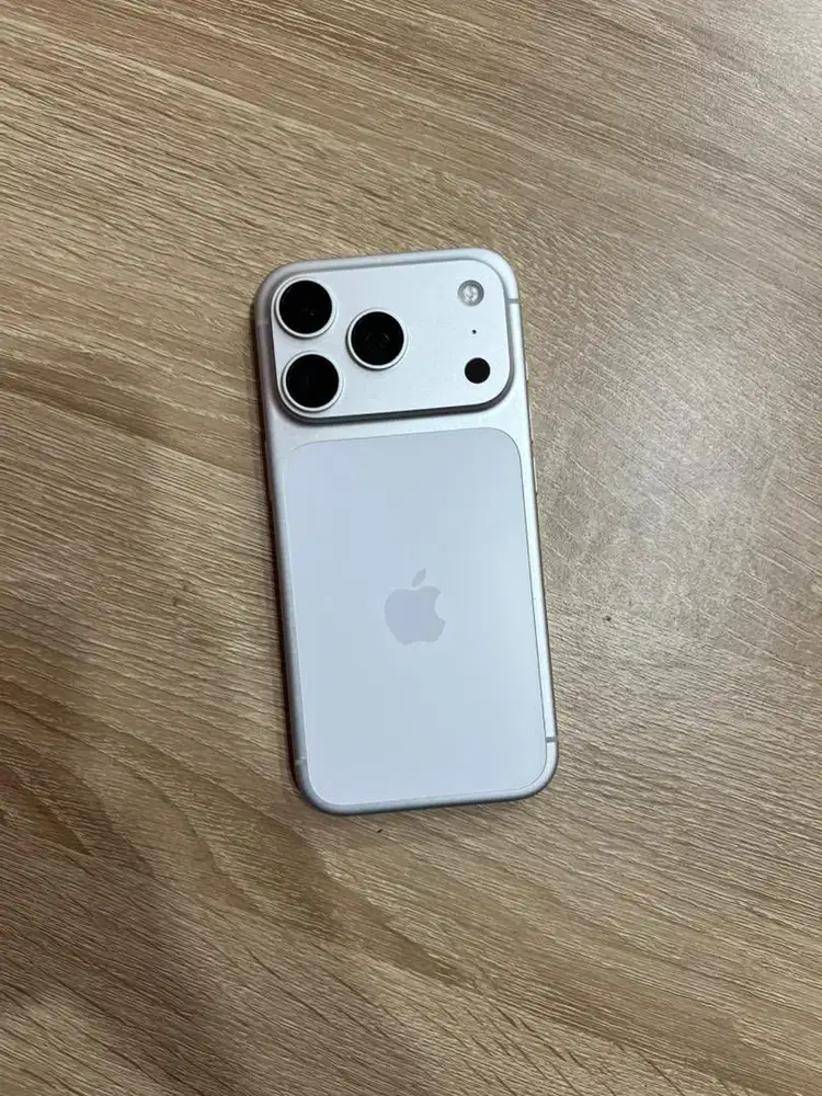 iphone 17 pro 256 silver inter