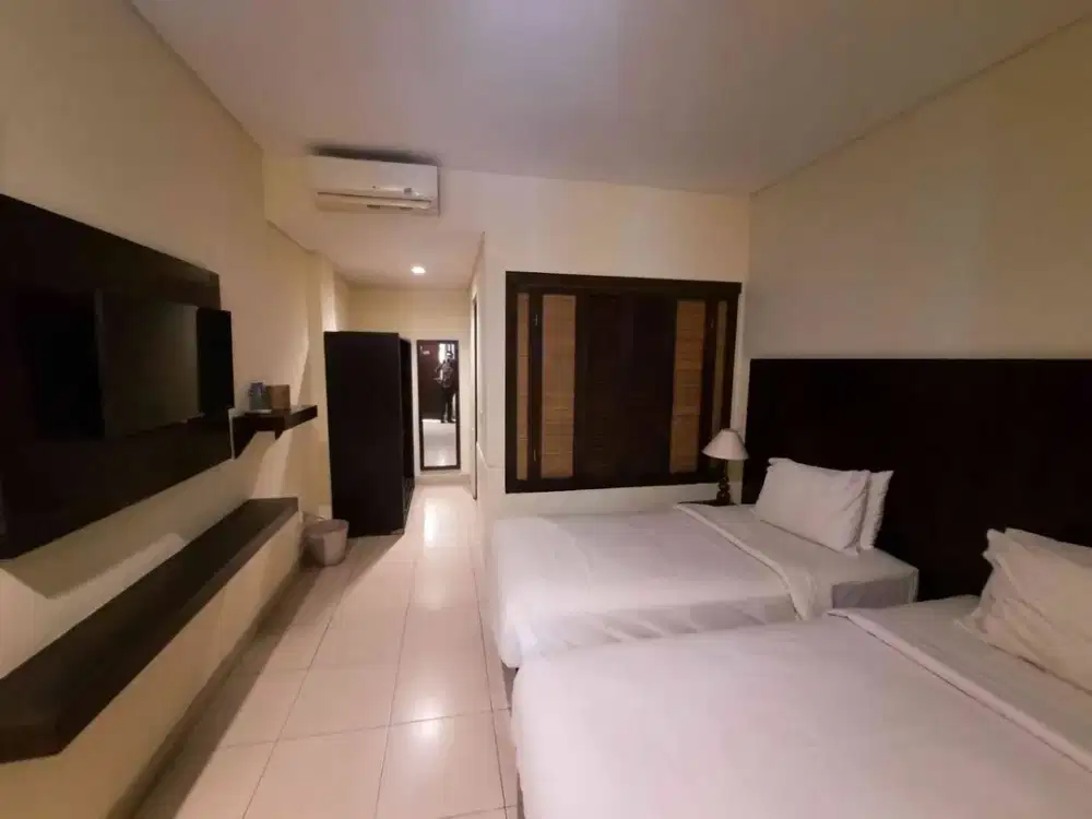 DIJUAL TANAH DAN BANGUNAN LUAS 1.100 M2 - BADUNG