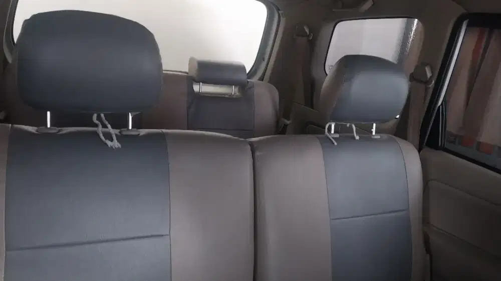 Sarung / cover jok mobil avanza