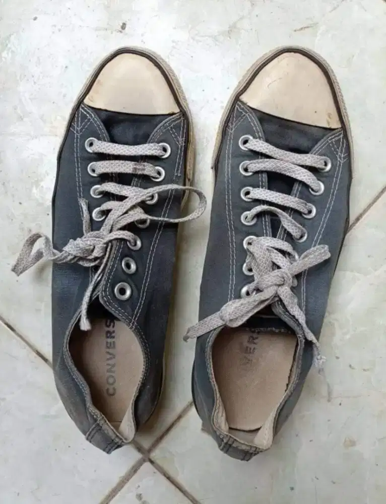 Sepatu Converse Original 1000%