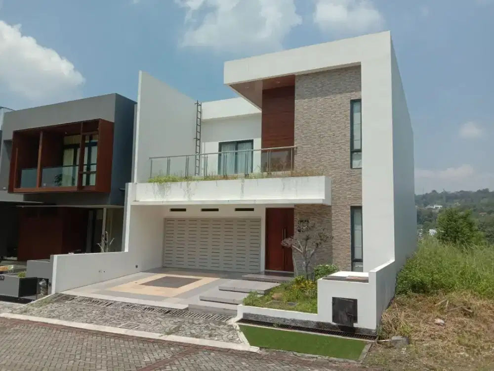 Dijual Dan Disewakan Rumah Di Salah Satu Perum Mewah Jl. Montana Candi Golf, Semarang