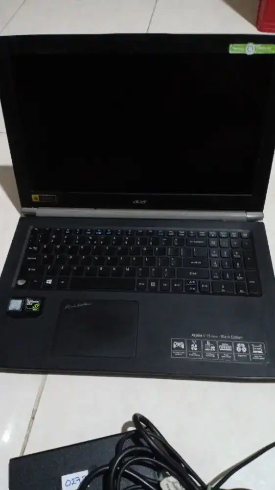 Laptop Acer V15 nitro