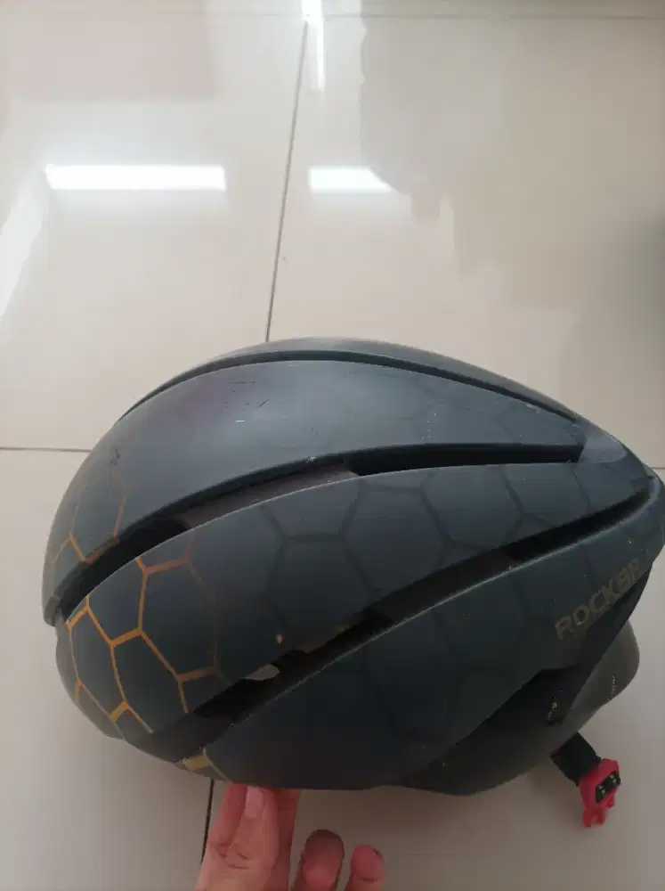 Helm sepeda rockbros