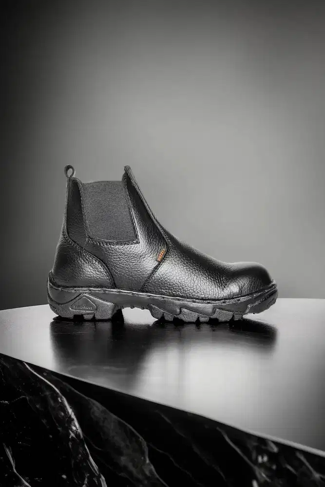 Terpercaya Sepatu safety nitrile sole Bontang