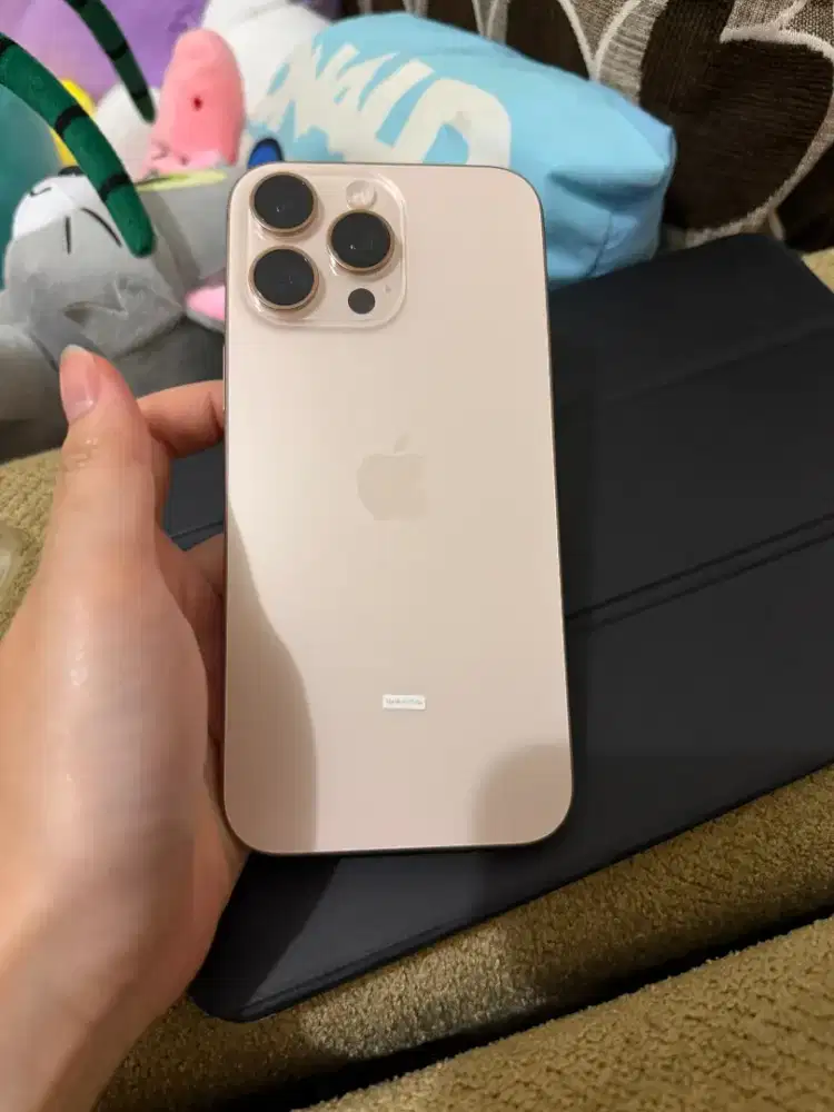 Iphone 16 pro max like new