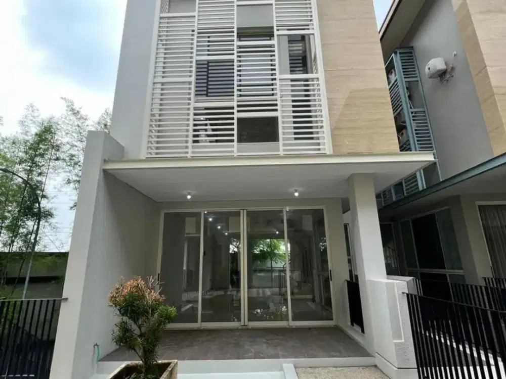 Rumah Seperti Baru di Wisata Bukit Mas, Surabaya Barat