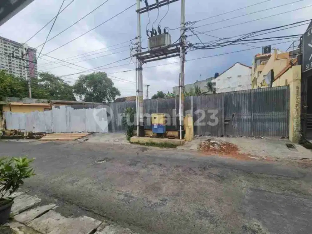 Dijual Tanah Super Strategis Pusat Kota Solo Luas 537m2