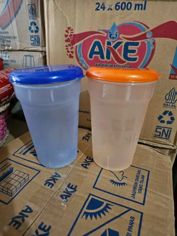 Gelas plastik box kotak makan tempat minum botol serbaguna