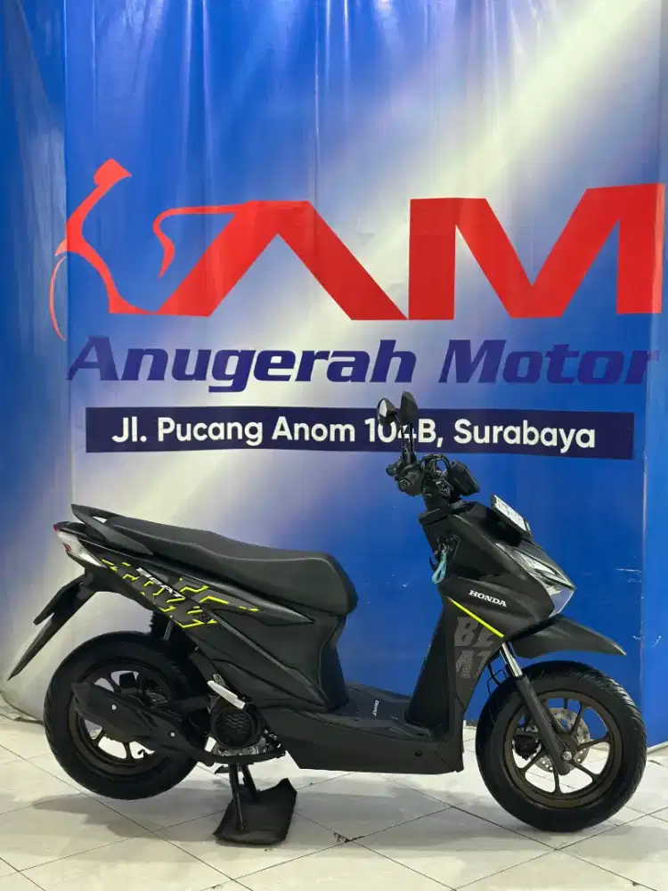 1.040 Kilo Honda Beat Street esp th 2024 REg 2025