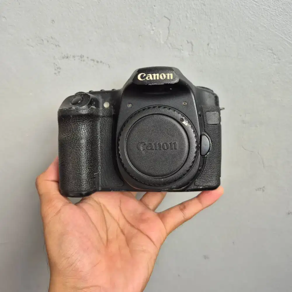 Kamera canon 50d body only normal