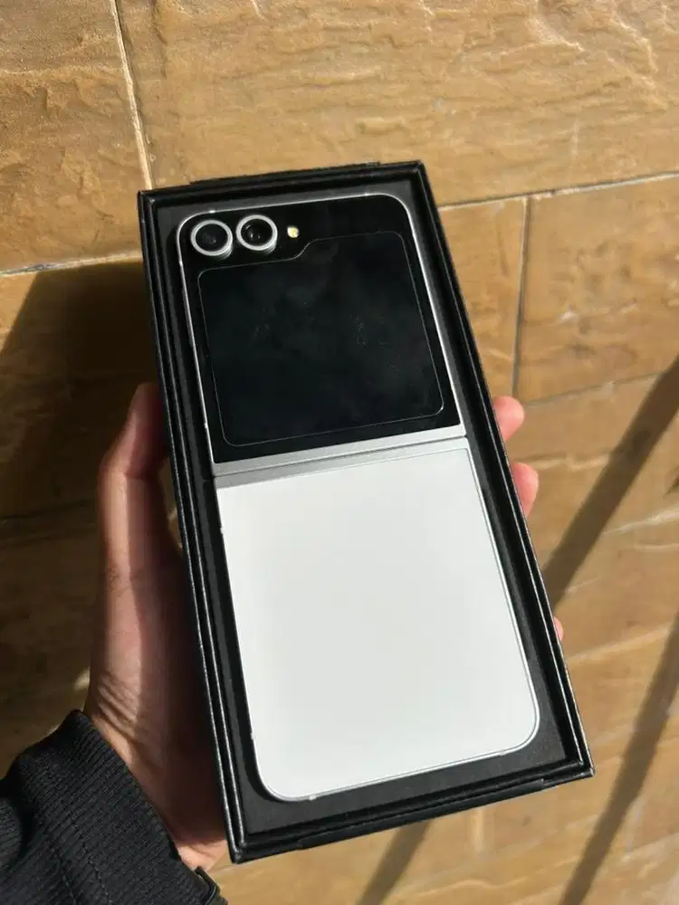 ZFLIP 6 512 SEIN KONDISI MULUS 99% NO MINUS TIDAK ADA KENDALA FULLSET