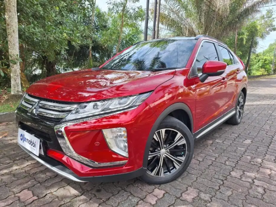 MITSUBISHI ECLIPSE CROSS 1.5 ULTIMATE BENSIN AT 2019 KTD