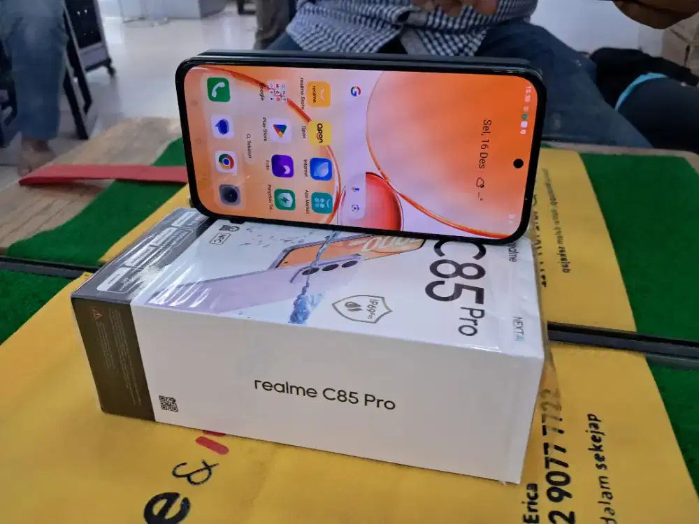 Realme C85 Pro NFC 8/128 GB 2minggu pke sperti Baru lengkap