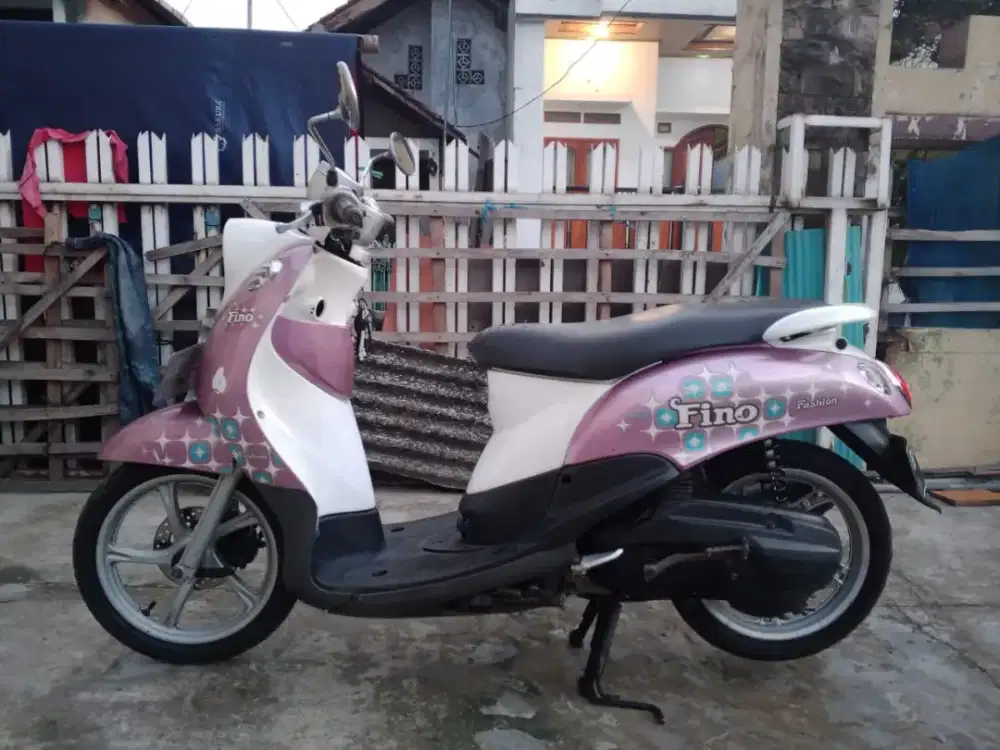 Yamaha Fino Fashion Tahun 2012 Warna Pink