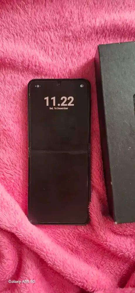 Samsung Zflip 5 ram 8/512