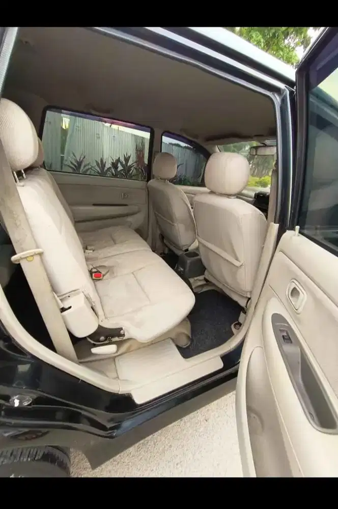 Toyota Avanza 2011 Bensin