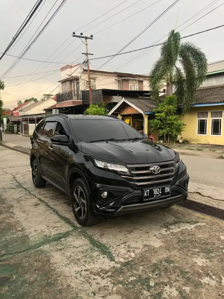 Dijual Cepat Toyota Rush GR sport tahun 2022 metic