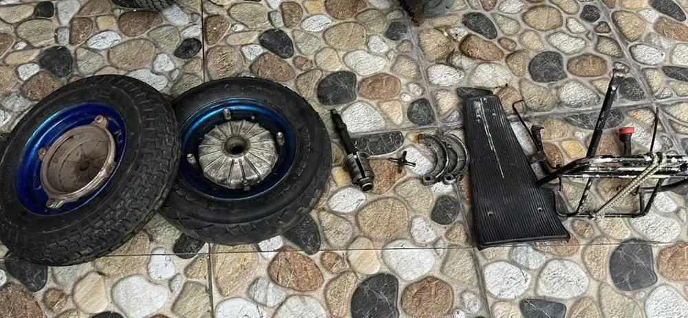 Ban set ring 8 dan sparepart vespa