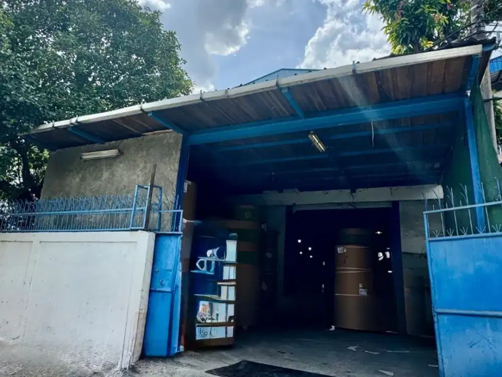 Gudang dan Kantor Megah Semanan 711m2 13x33 HGB Strategis Ada Mess