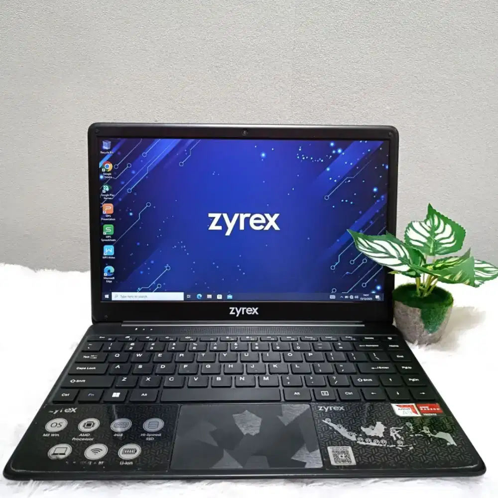 LAPTOP MURAH ZYREX KINTAMANI AMD A9 9400 RAM 8GB SSD 128GB LAYAR 14.0