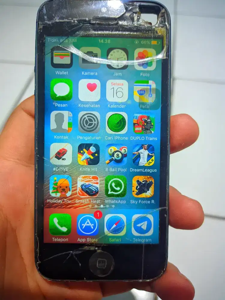 Iphone 5G 32gb unit+casan