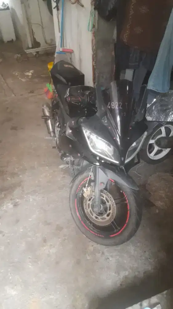 JUAL CEPAT YAMAHA R15 V2 2015