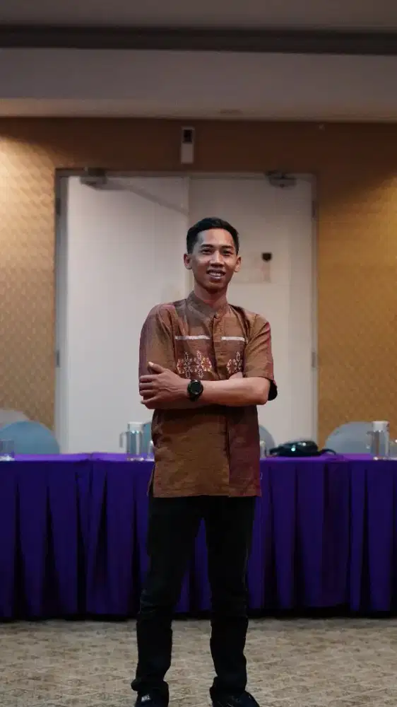 Pencari pekerjaan sebagai sales