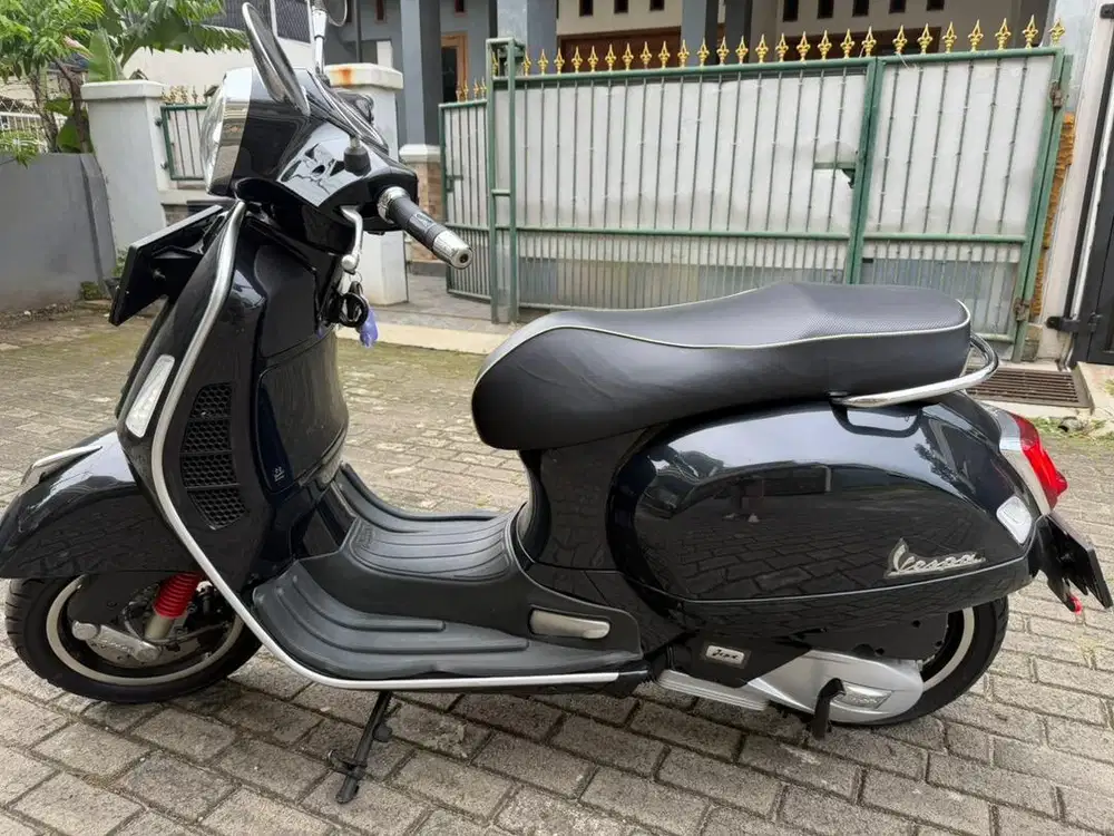Vespa GTS 150 tahun 2023 Km 25