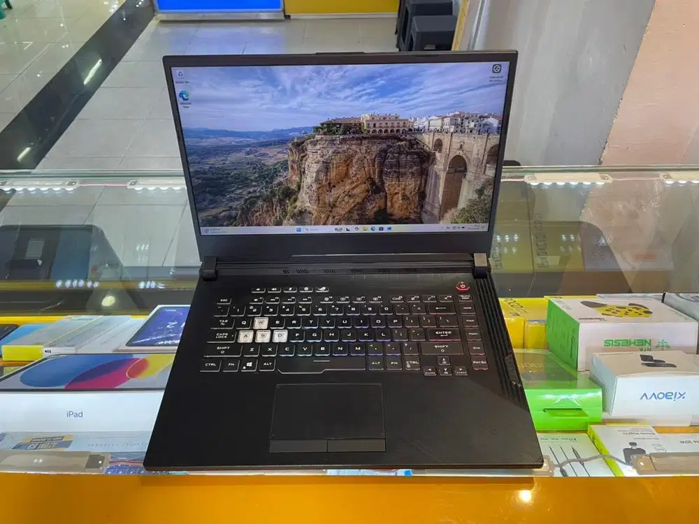 Asus ROG Strix i7 32/512 Laptop Gaming