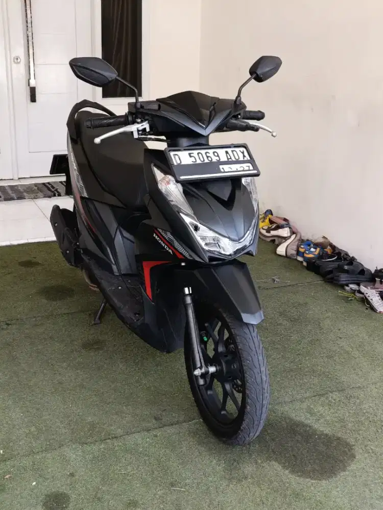 Beat cbs iss tahun 2022 km 19rb/tt boleh gan cash lebih bagus