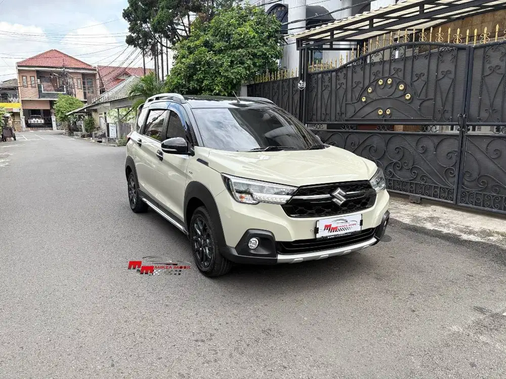 Suzuki XL7 Alpha Hybrid 1.5 AT 2023 Coklat Muda