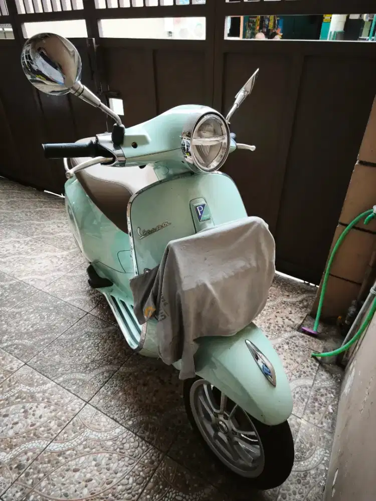 Dijual Murah tangan pertama dari baru Vespa Primavera