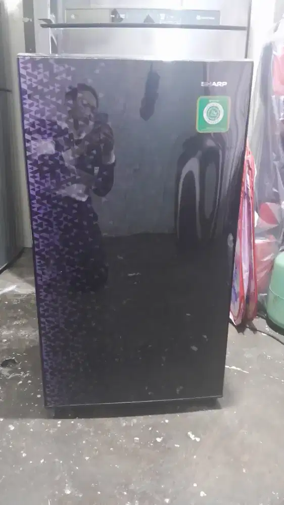 Kulkas Sharp 1 pintu