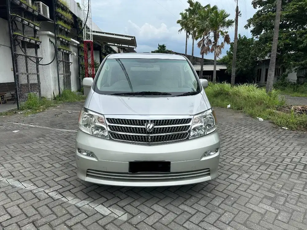 Toyota Alphard 3.0 At 2005