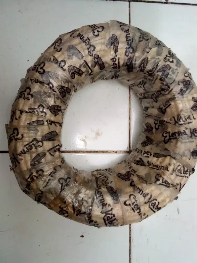 Kabel Eterna NYM 2x1,5. 50 meter