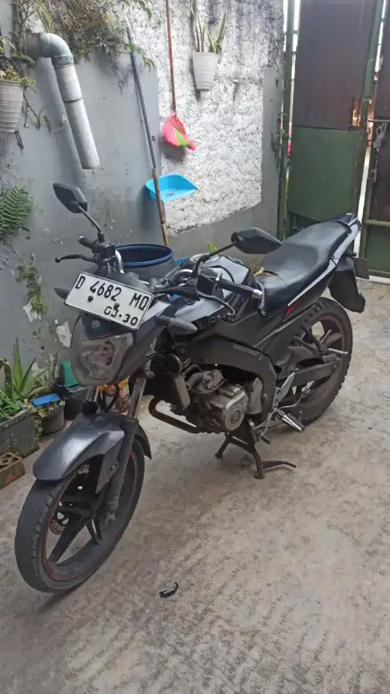 Dijual Cepat B.U Yamaha Vixion 2015