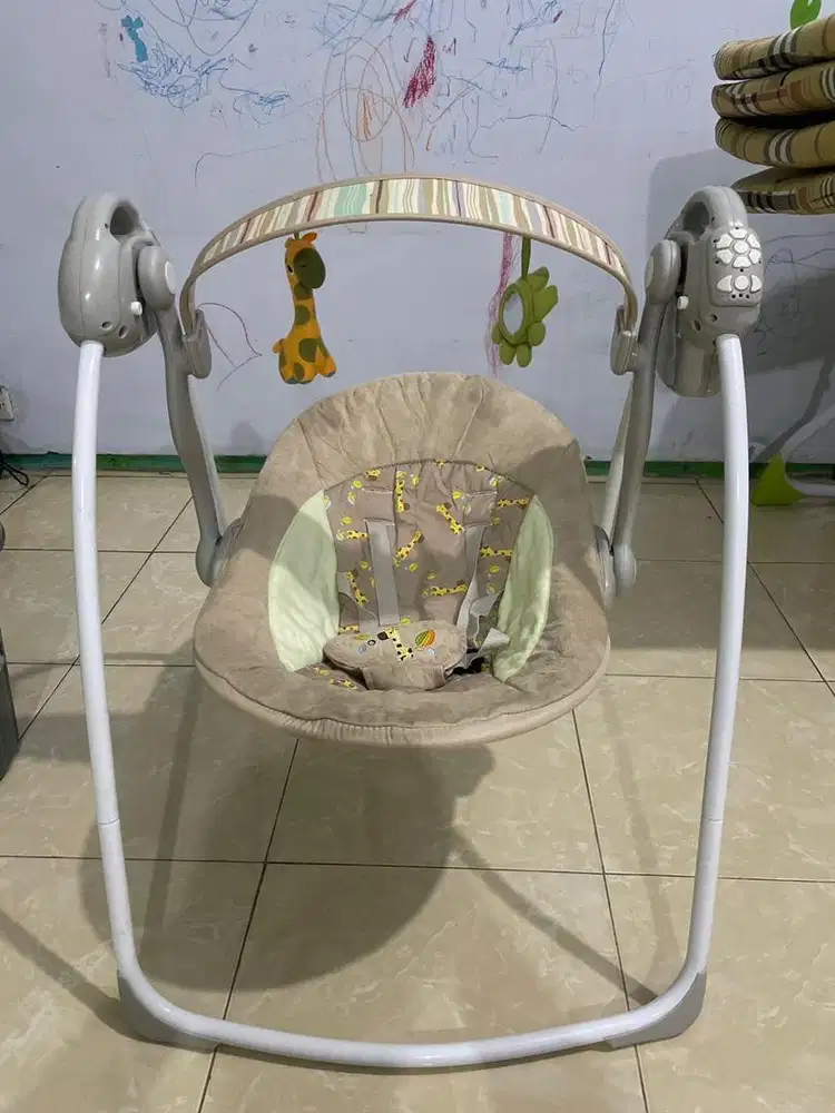 Ayunan bayi / baby swing