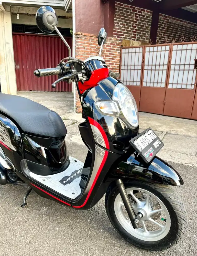 DIJUAL CEPAT MULUSS Honda SCOOPY SPORTY 110Cc Th.2019