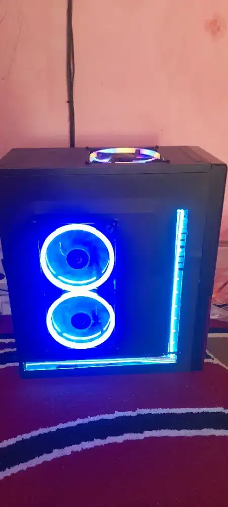 CPU intel G2010, Ram6gb SSD256 + HDD500GB ada VGA cart512Mb hdmi