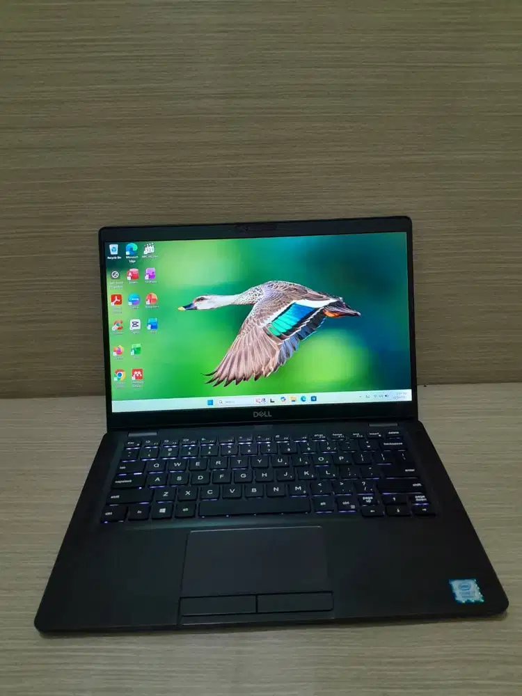 Dell Latitude 5300, Core i7 gen8, Ram 8GB, ssd 256GB,13,3inch FullHD