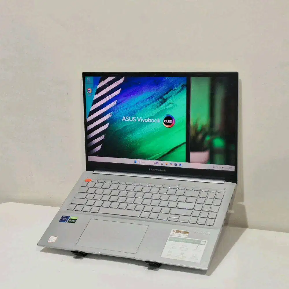 ASUS VIVOBOOK PRO 15 OLED K6502HC CORE I9-11900H RAM 16GB SSD 512GB