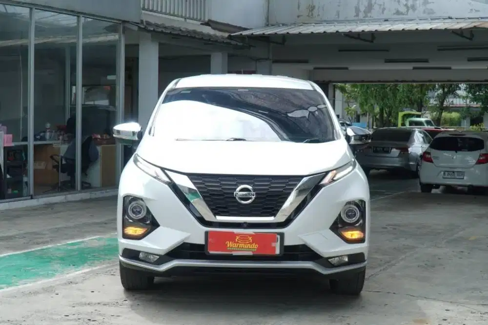 Nissan Livina 1.5 VL Matic AT tahun 2019 Putih DP minim 20 juta