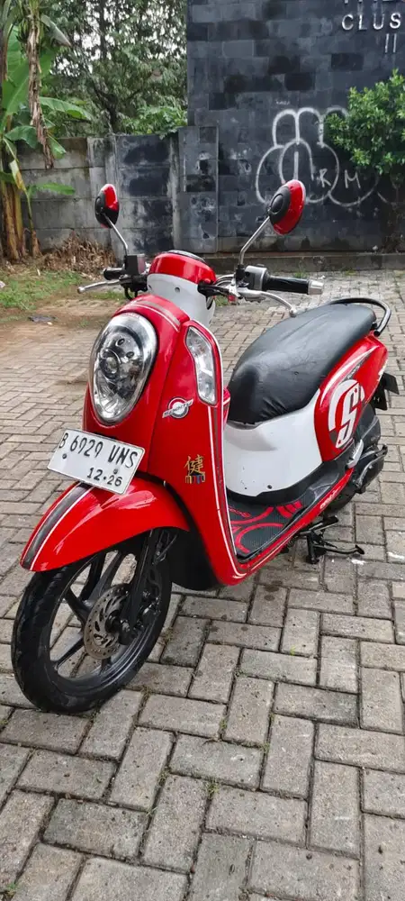 Dijual Honda Scoopy FI tahun 2016 pajak hidup panjang