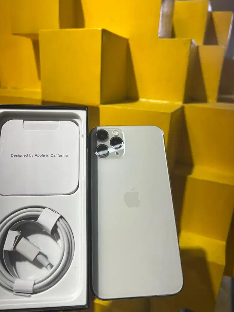 iphone 11 pro 256gb pokok pemakai