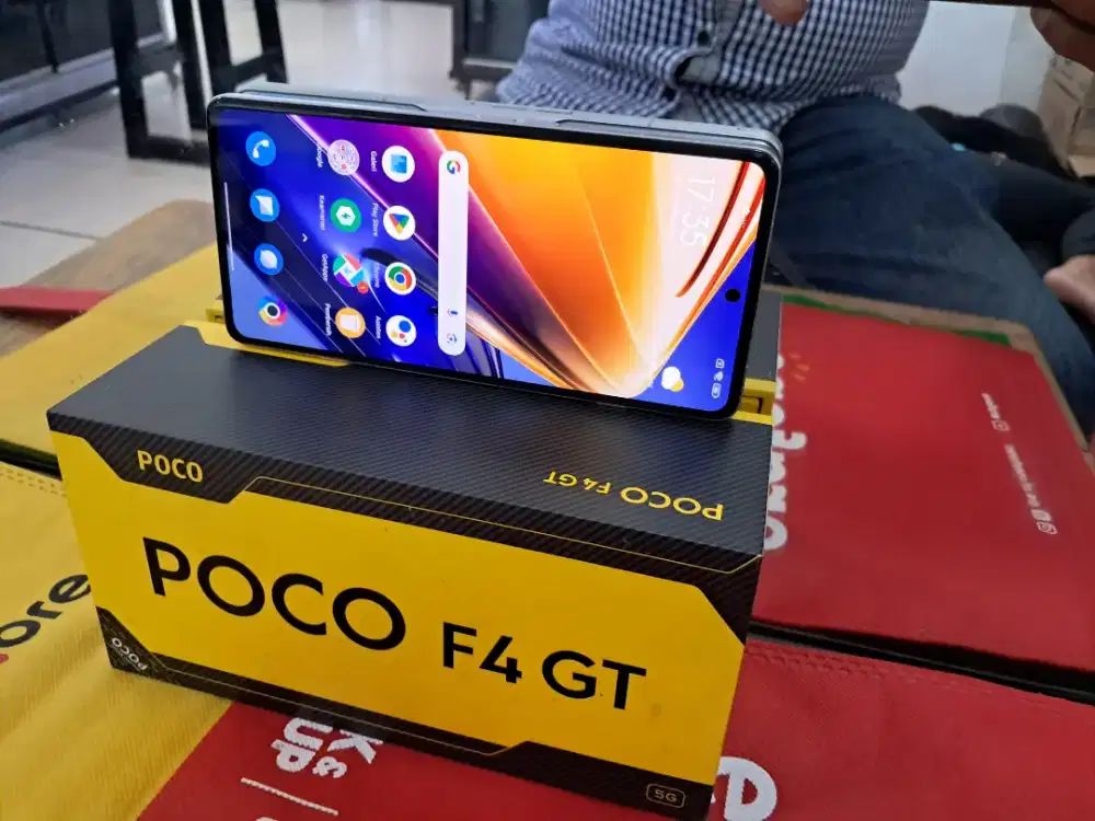 POCO F4 GT 5G Ram 12 /256 GB lengkap normal tampa minus