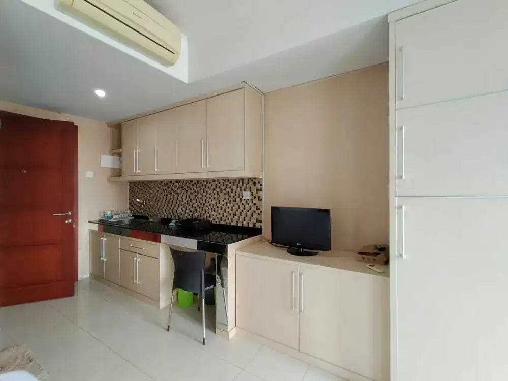 Disewakan Studio Royal Mediterania Garden, Best View